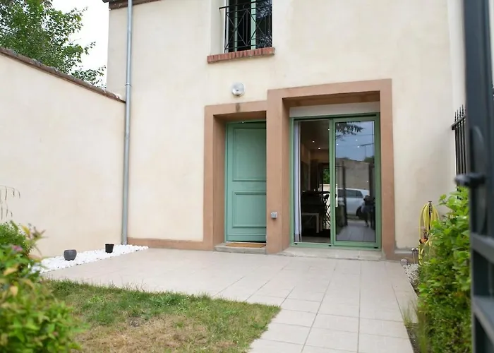 Appart\'Hotel L\'Arbonnaise - Calme & Chic
